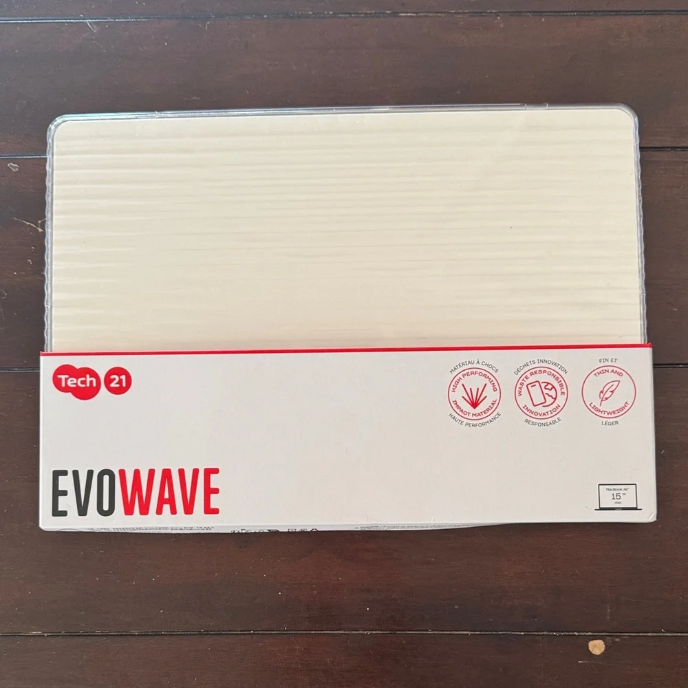 Tech21 EvoWave Tablet Cover in Clear